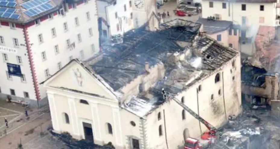 Incendio a Fraviano, danni per almeno 3 milioni: Itas avvia i primi risarcimenti