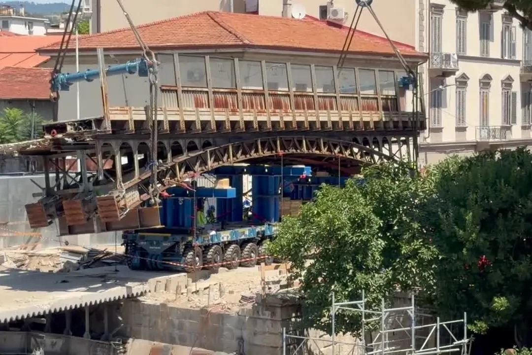 Stop treni per lavori a ponte Firenze, Italia divisa in 2 ma disagi contenuti