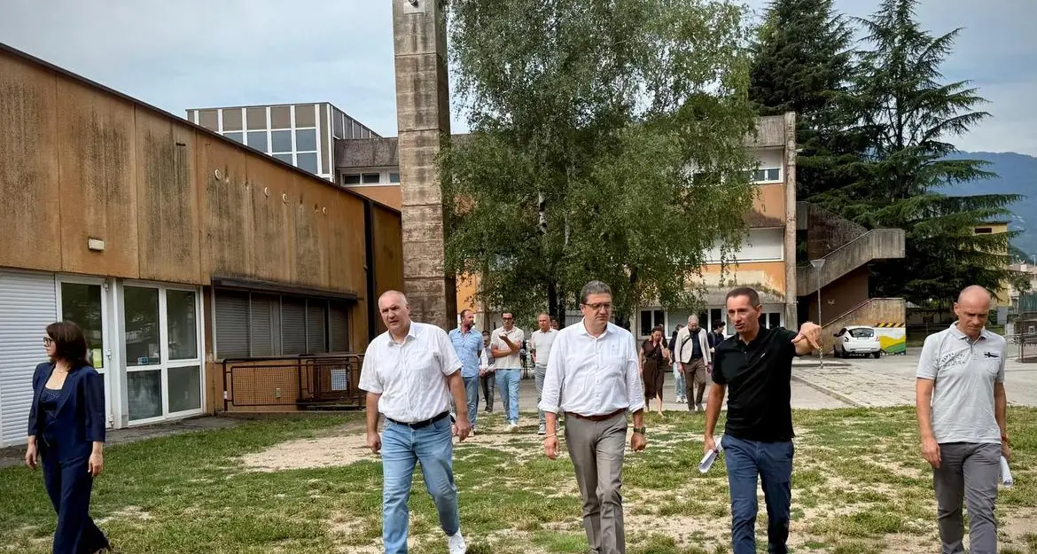 Mori, al via il cantiere delle nuove medie Malfatti: parte la riqualificazione del polo scolastico