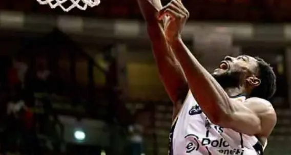 EuroCup, la Dolomiti Energia Trentino pesca i campioni del Bourg, derby con Napoli e sfida con l’ex Cancellieri