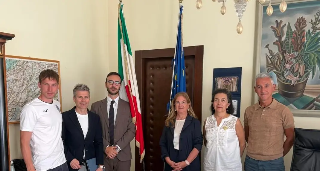 Ciclisti, incontro al Commissariato dopo le tragedie: «Più controlli sulle strade»