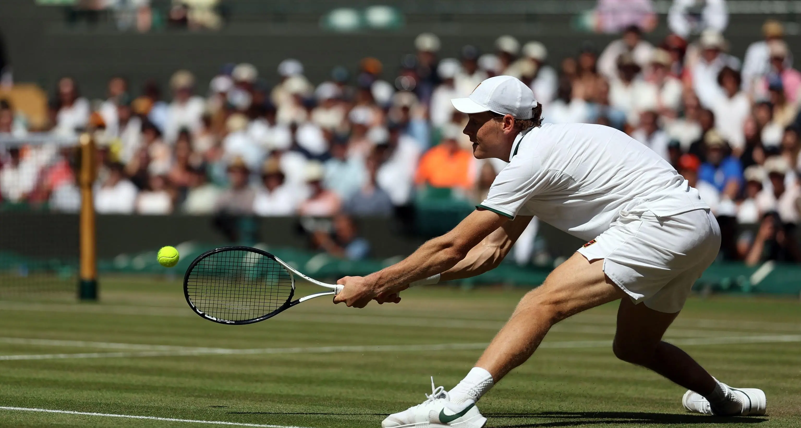 Confronto titanico tra Djokovic e Sinner in semifinale a Wimbledon