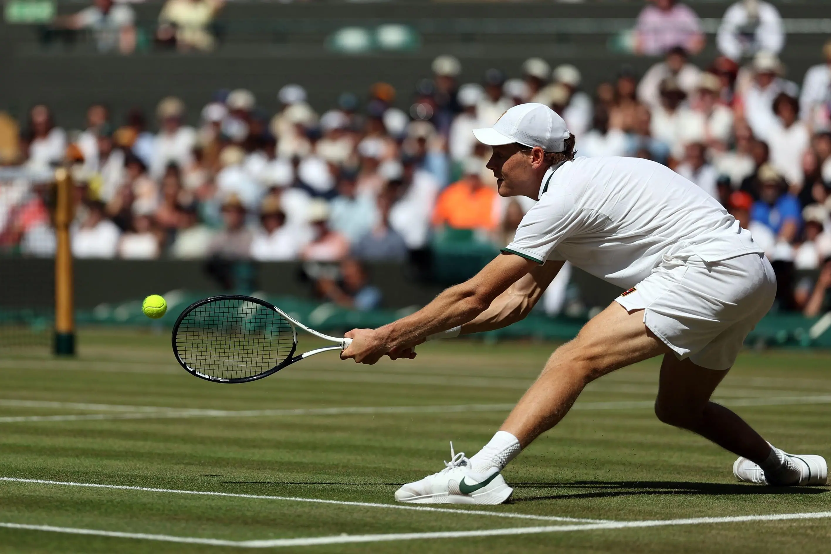 Confronto titanico tra Djokovic e Sinner in semifinale a Wimbledon