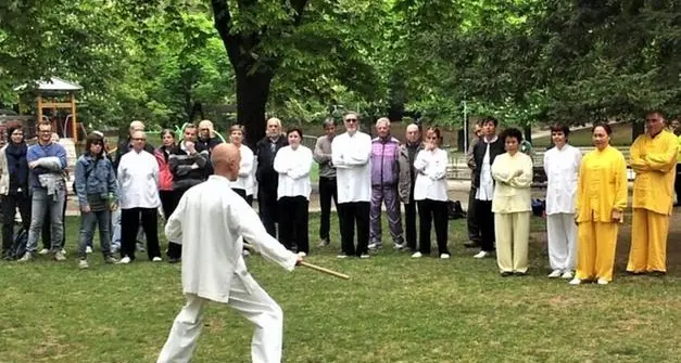 Tai-chi, tango, roller, zumba, corsa e kung fu nei parchi cittadini