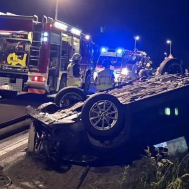 Automobile si ribalta a San Sigismondo: un ferito