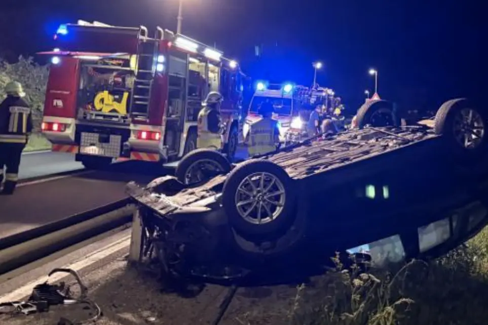 Automobile si ribalta a San Sigismondo: un ferito