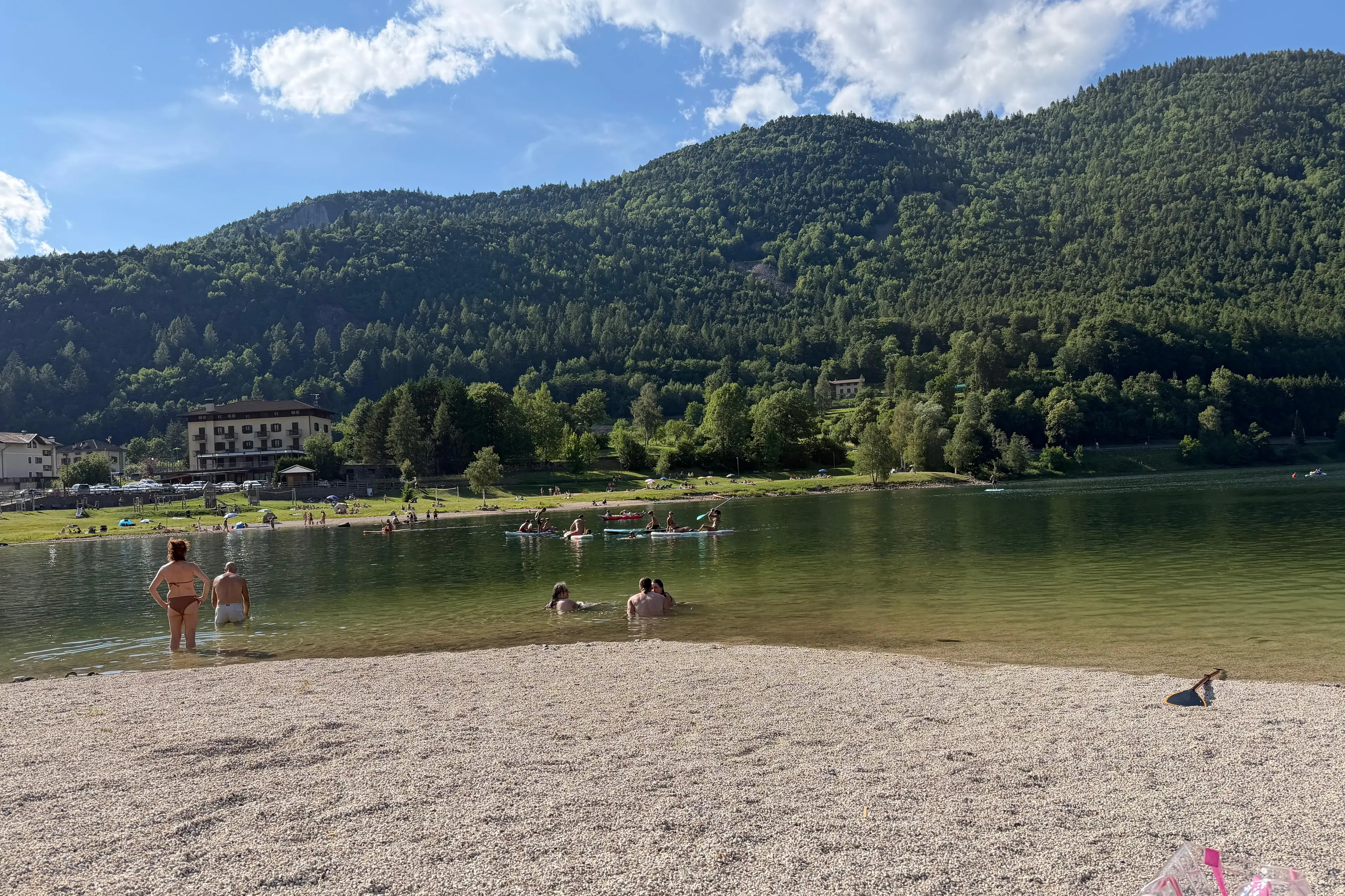 Caldo senza tregua in Trentino: fino a 35 gradi, ma arrivano i temporali pomeridiani