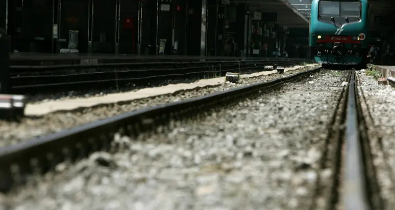 Pendolari Rovereto-Bolzano, de Bertolini: «Costi quasi tripli rispetto a chi parte da Trento»