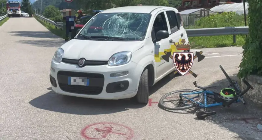 Marter, ciclista di 61 anni investito da un'auto: trasportato al Santa Chiara