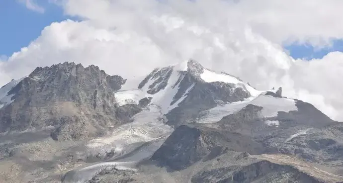 Tragedia sul Gran Paradiso: due alpinisti perdono la vita in un crepaccio