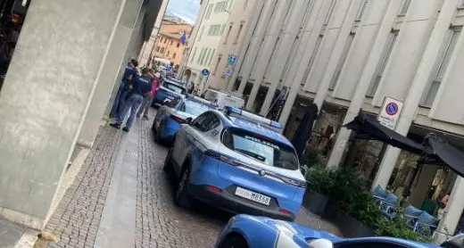Trento, controlli antidroga tra stazione e Portela: denunciata una 41enne per spaccio