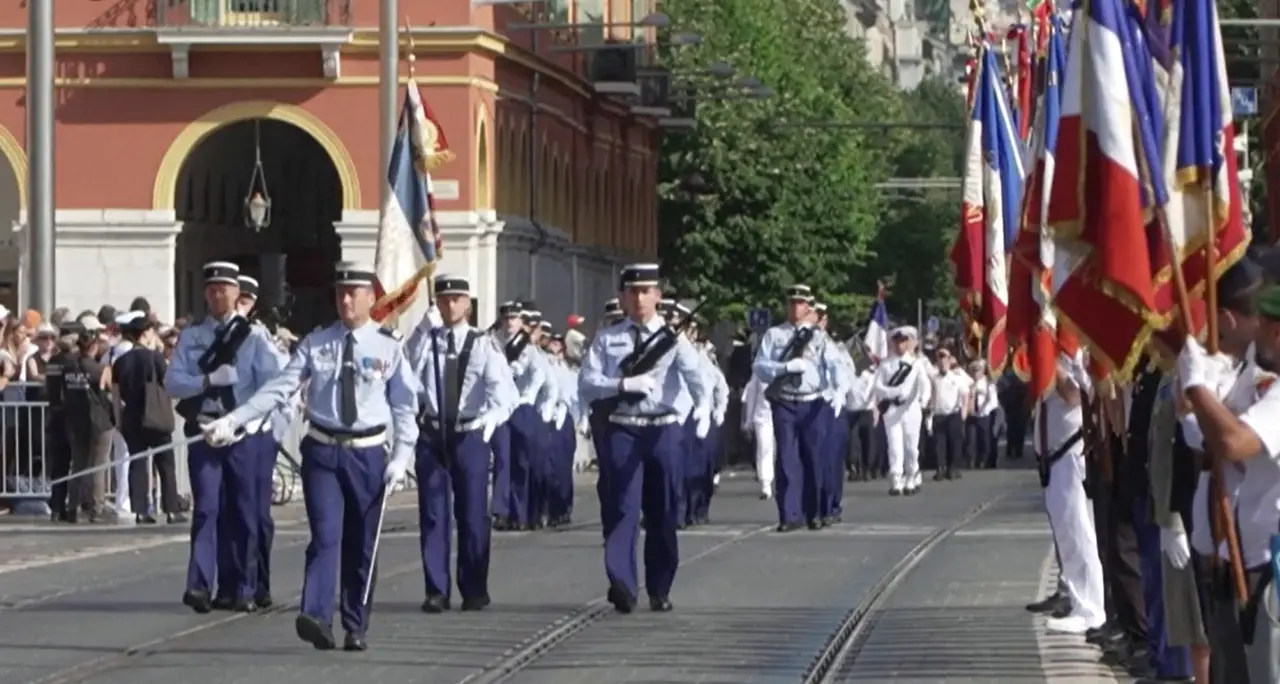 Il 14 luglio di Nizza, divisa tra la Festa della Bastiglia e i 10 anni dalla strage