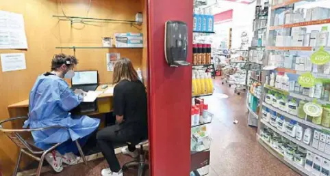 In farmacia anche per farsi vaccinare o scegliere il medico di famiglia