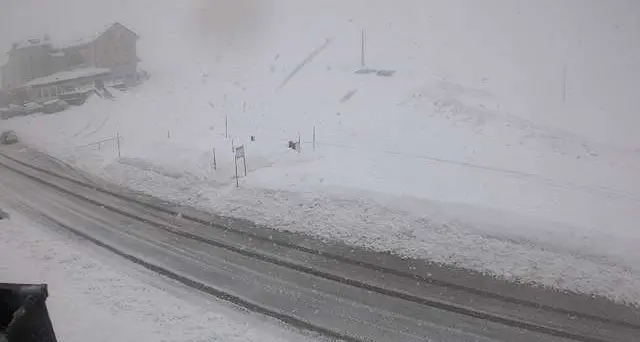 Pasquetta in Trentino con piogge intense, temporali e altre nevicate in quota