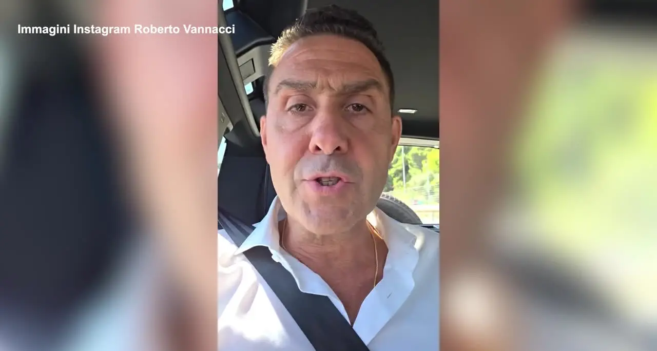 Vannacci sfida Meloni e attacca: “Tiri fuori gli attributi”