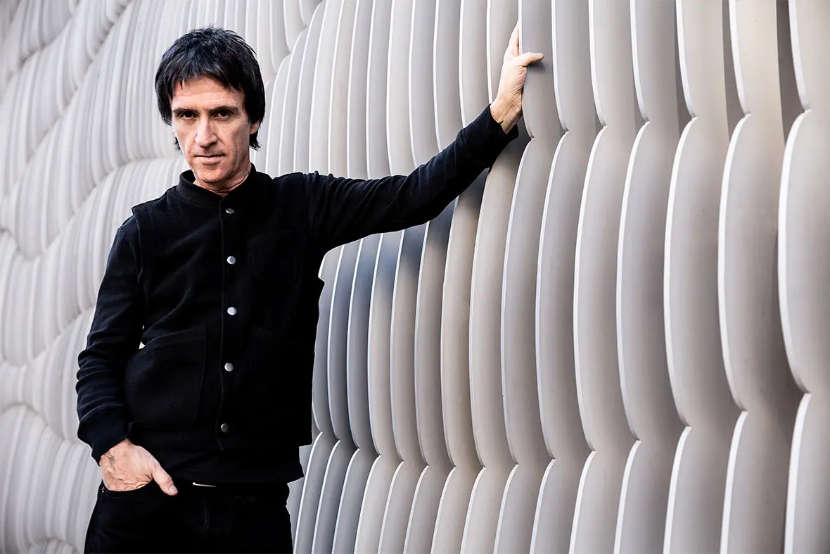 Johnny Marr a Verona, il leggendario chitarrista degli Smiths al Teatro Romano