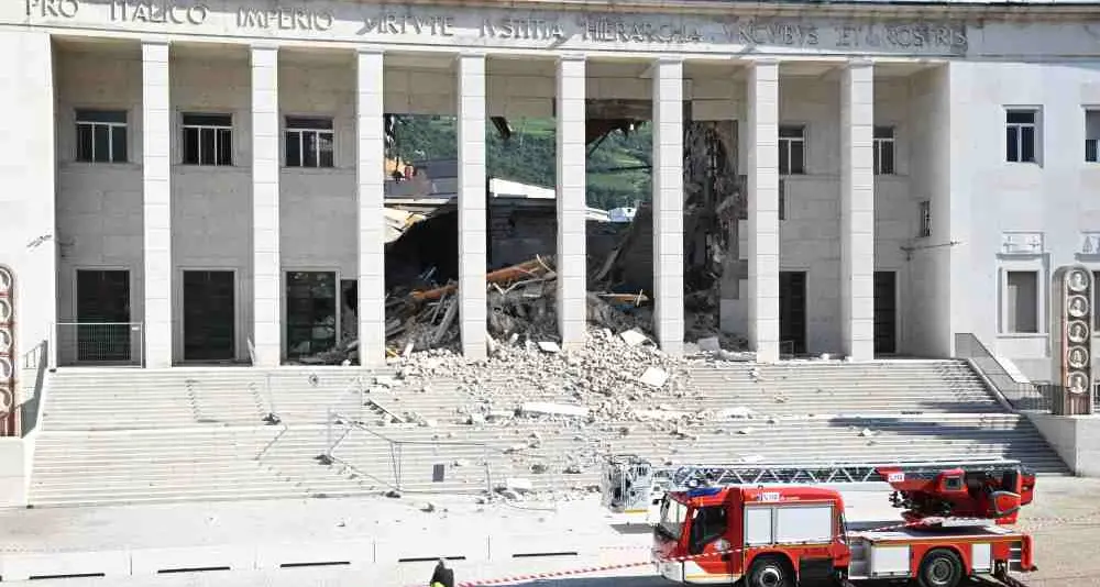 Un boato all'alba, la tragedia sfiorata e l'inchiesta: la giornata che ha sconvolto Bolzano