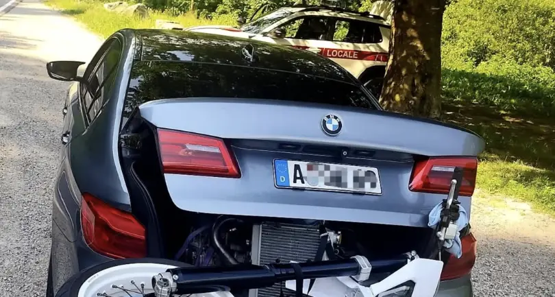 Moto nel bagagliaio, la multa durante un controllo nelle Giudicarie