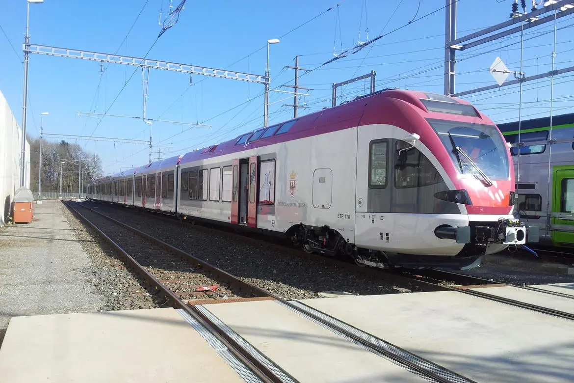 Ferrovia Trento-Bassano, circolazione interrotta per sei ore: arrivano i bus sostitutivi