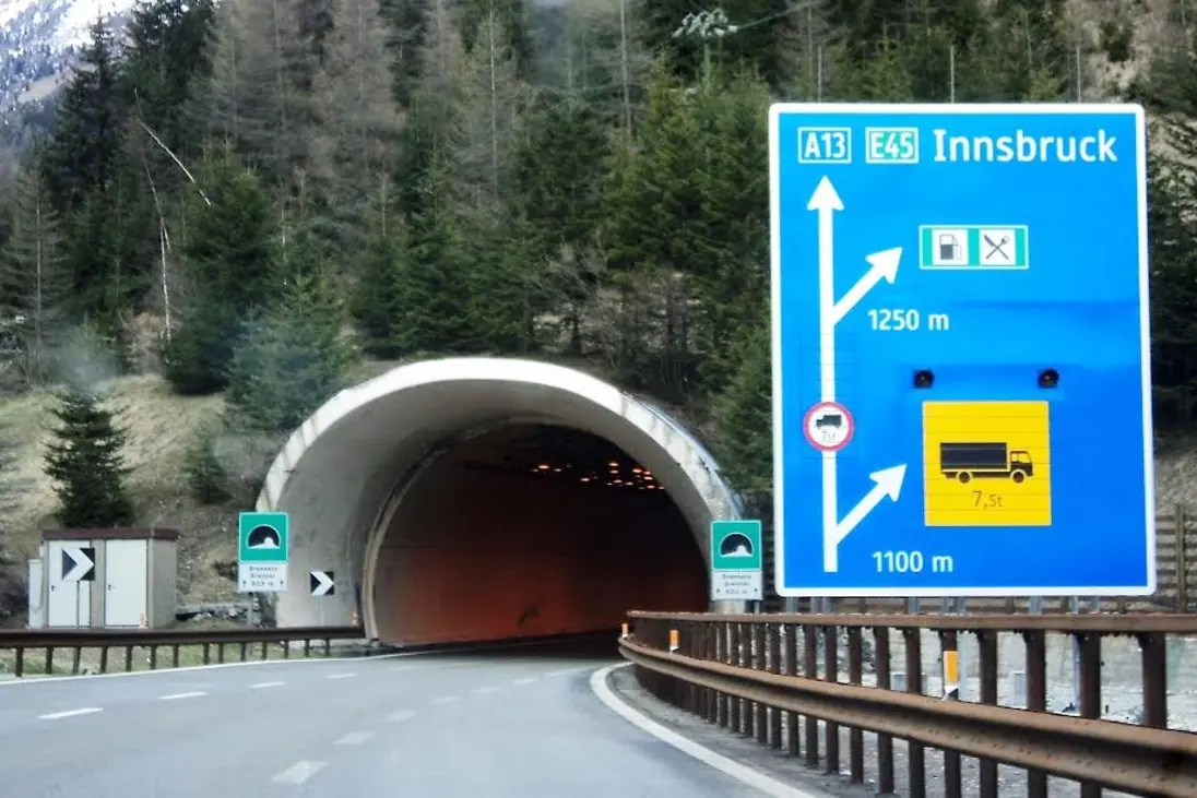 Autostrada del Brennero, via allo studio sul pedaggio dinamico e sugli slot di transito