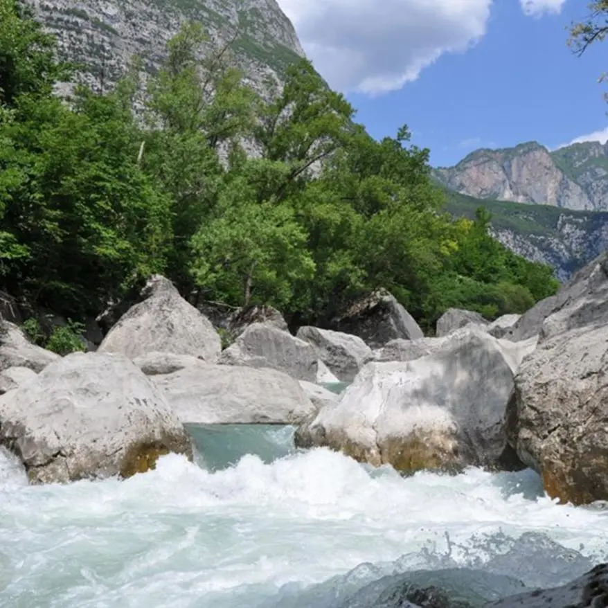 Siccità, confermata l'allerta idrica media anche in Trentino: appello a risparmiare acqua