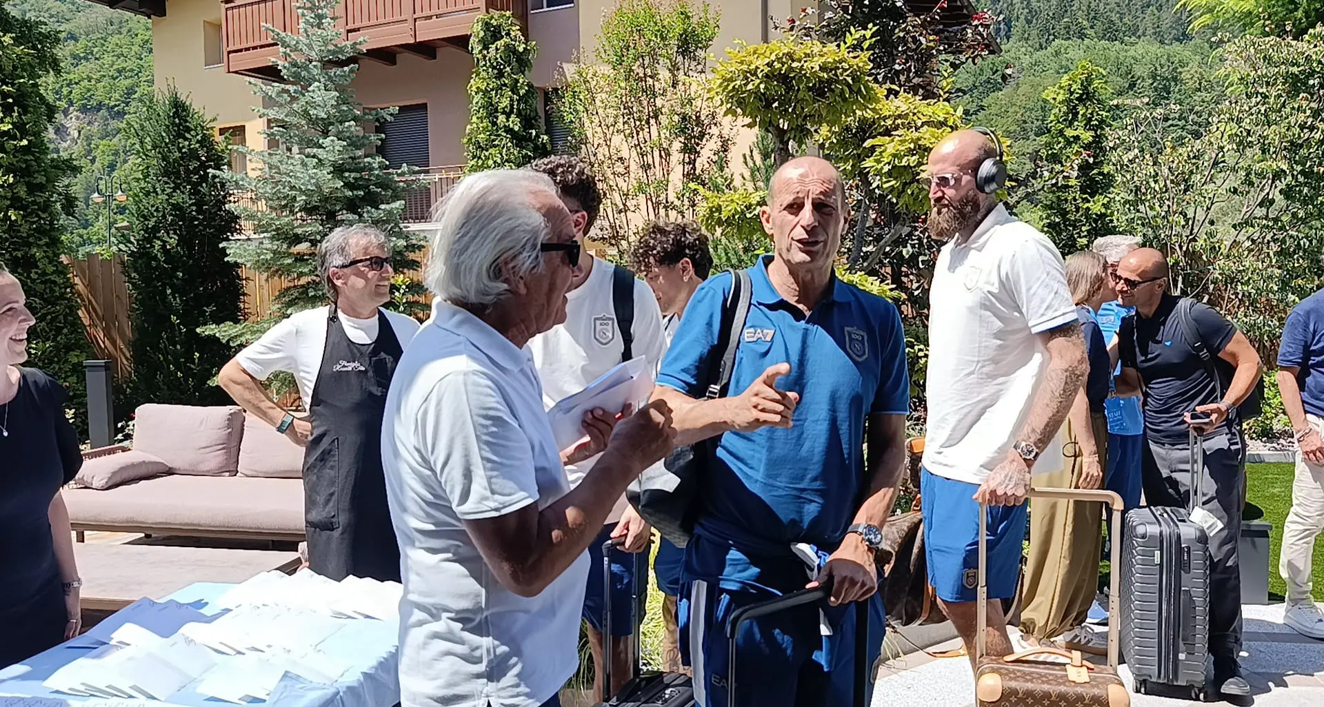Dimaro si tinge d'azzurro: iniziata la preparazione del Napoli di Allegri