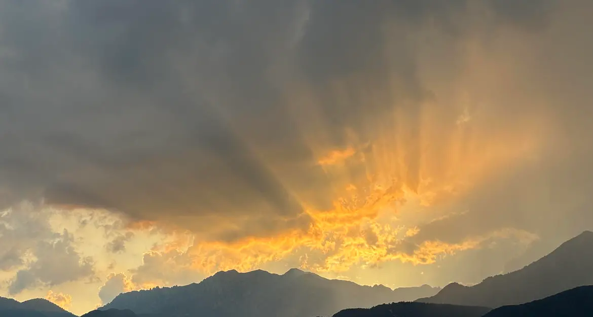 Maltempo in Trentino, due giorni di temporali: allerta per grandine e raffiche di vento