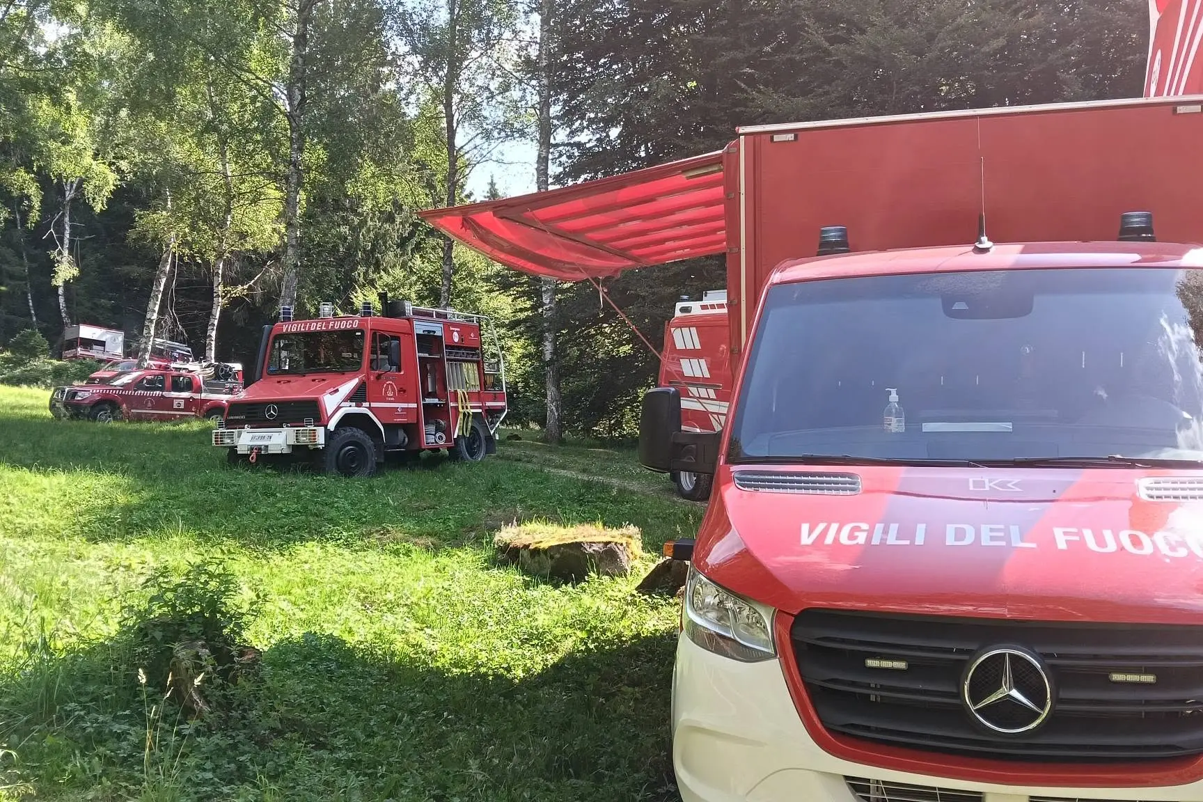 Incendio sul monte di Tione (Foto Vigili del fuoco)