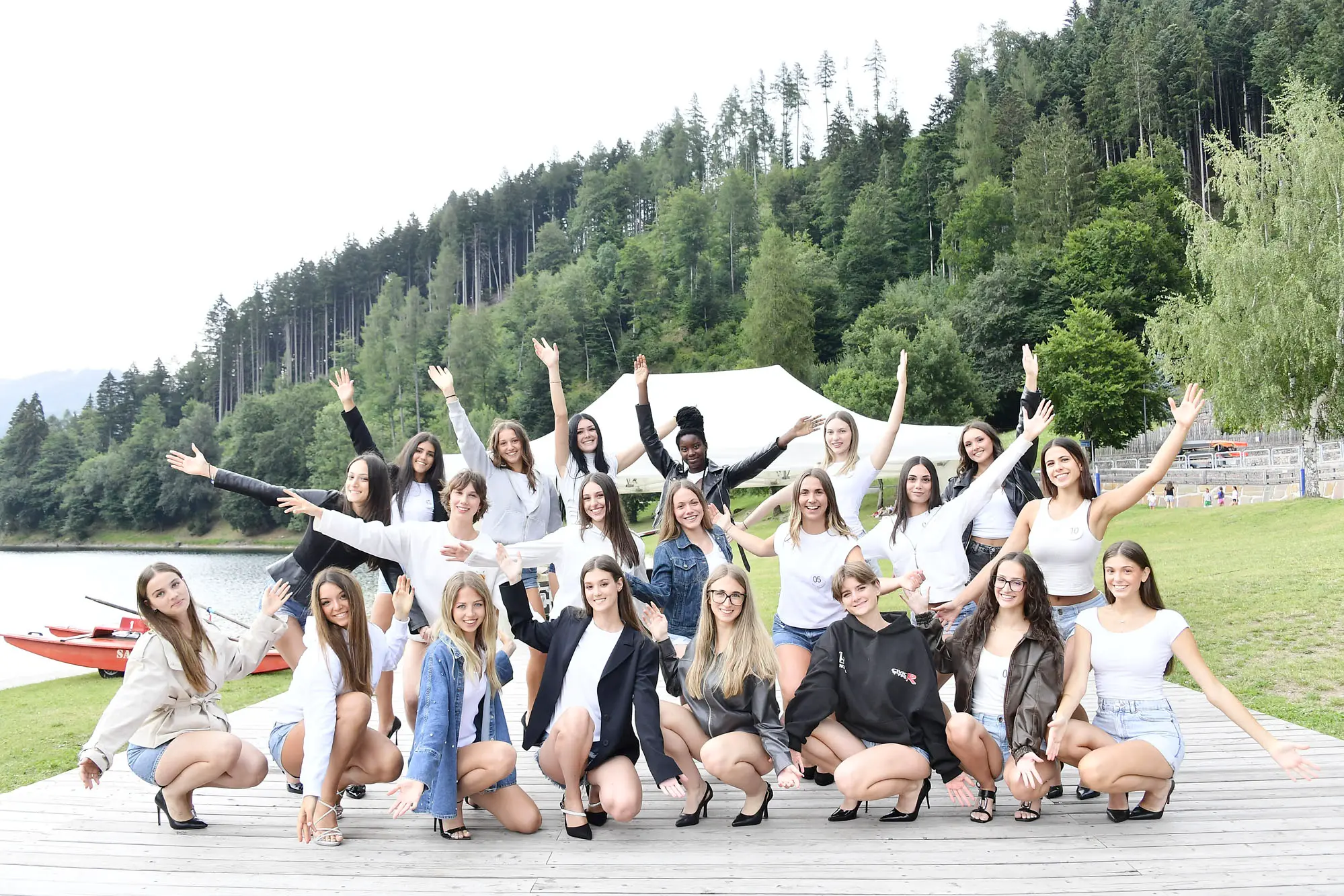 Miss Italia, gli shooting delle concorrenti tra i paesaggi dell'Altopiano di Piné