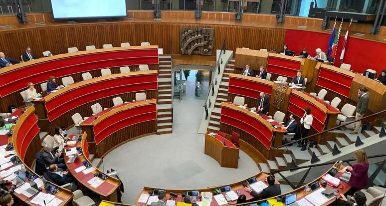 Assestamento di bilancio, le opposizioni fanno muro in aula