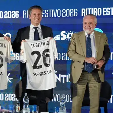 Napoli-Dimaro, De Laurentiis gela il Trentino: «Non siamo così amati»