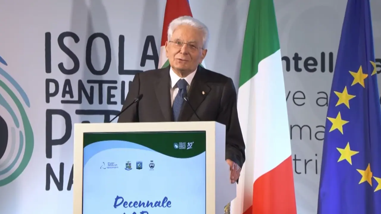 Mattarella a Pantelleria: \"Non posso fare programmi ravvicinati, ma tornerò\"