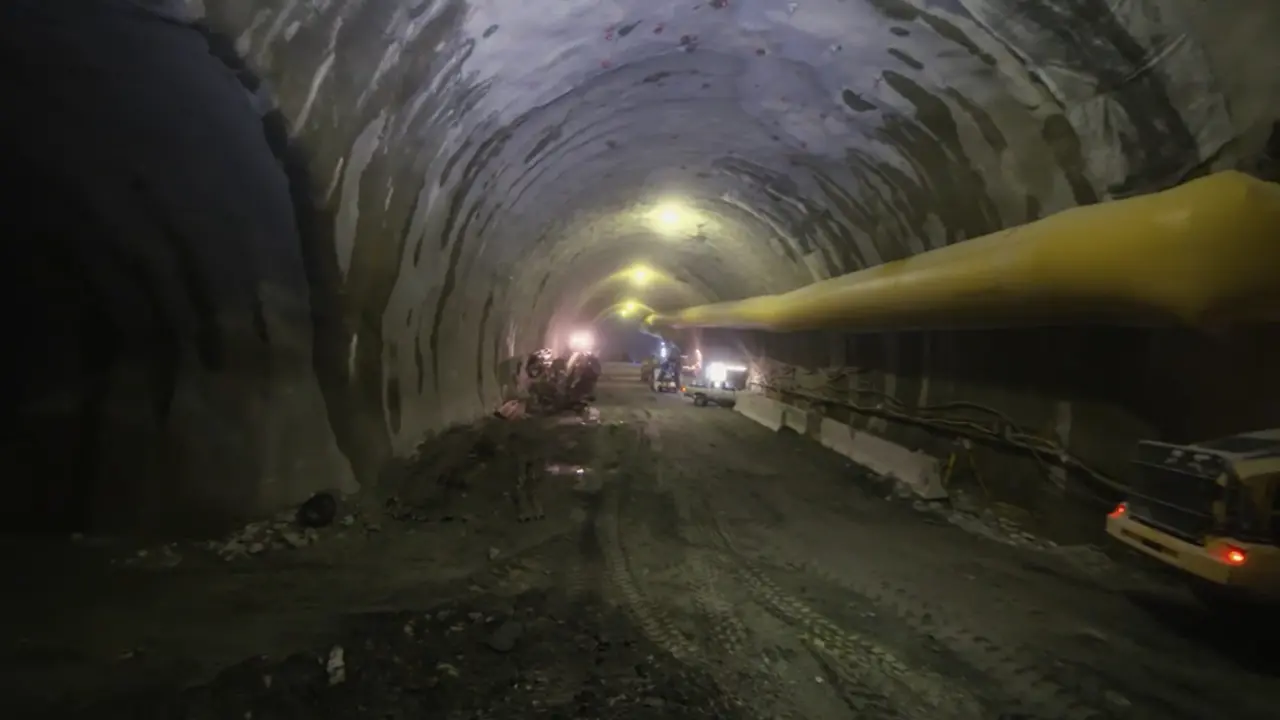 Tunnel del Brennero, abbattuto l’ultimo diaframma