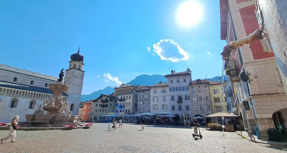 Trentino, oltre al caldo arriva l'allerta temporali: rischio grandine e forti raffiche