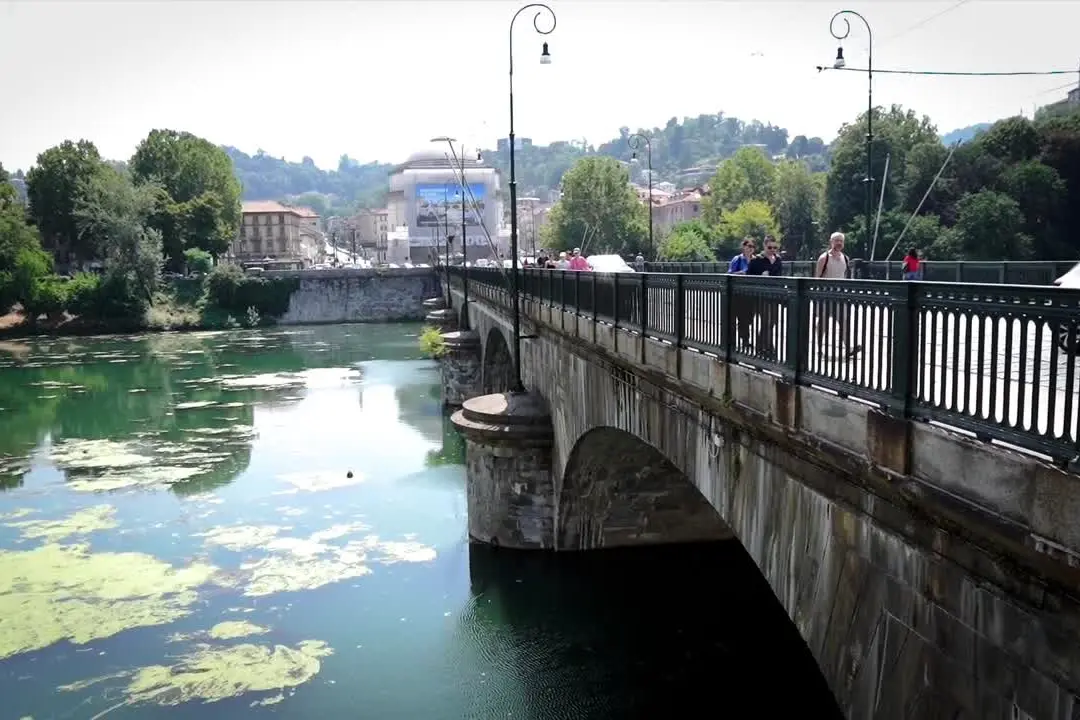A Torino il Po a livelli critici per la prolungata siccità