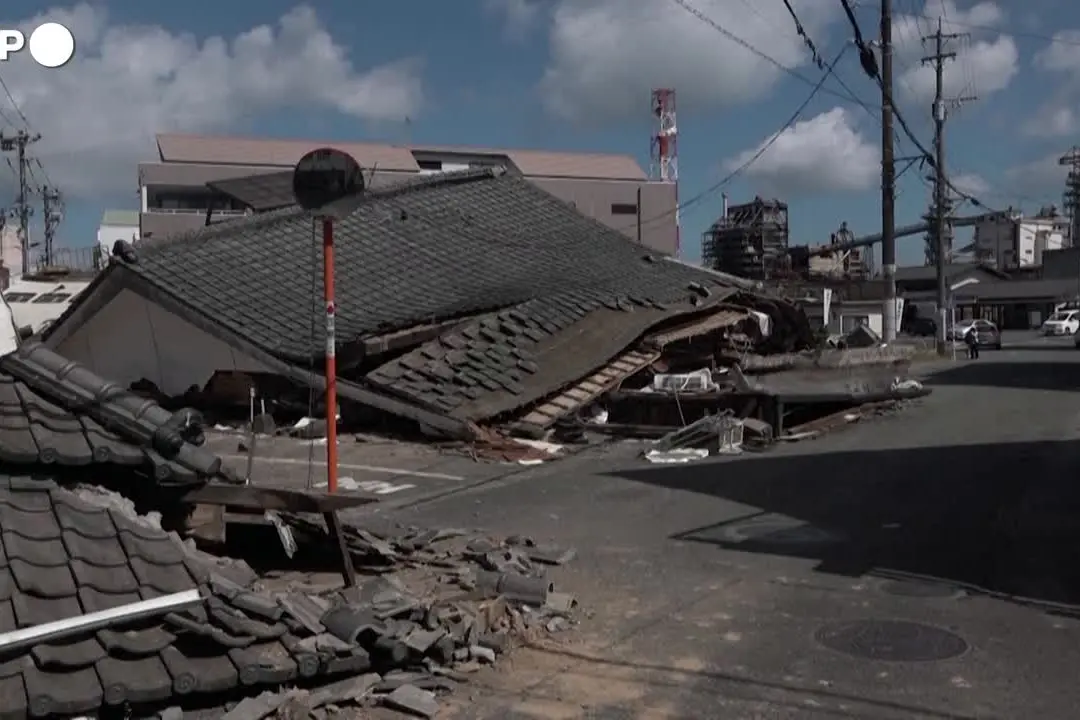 Terremoto in Giappone, gli ingenti danni a Yatsushiro