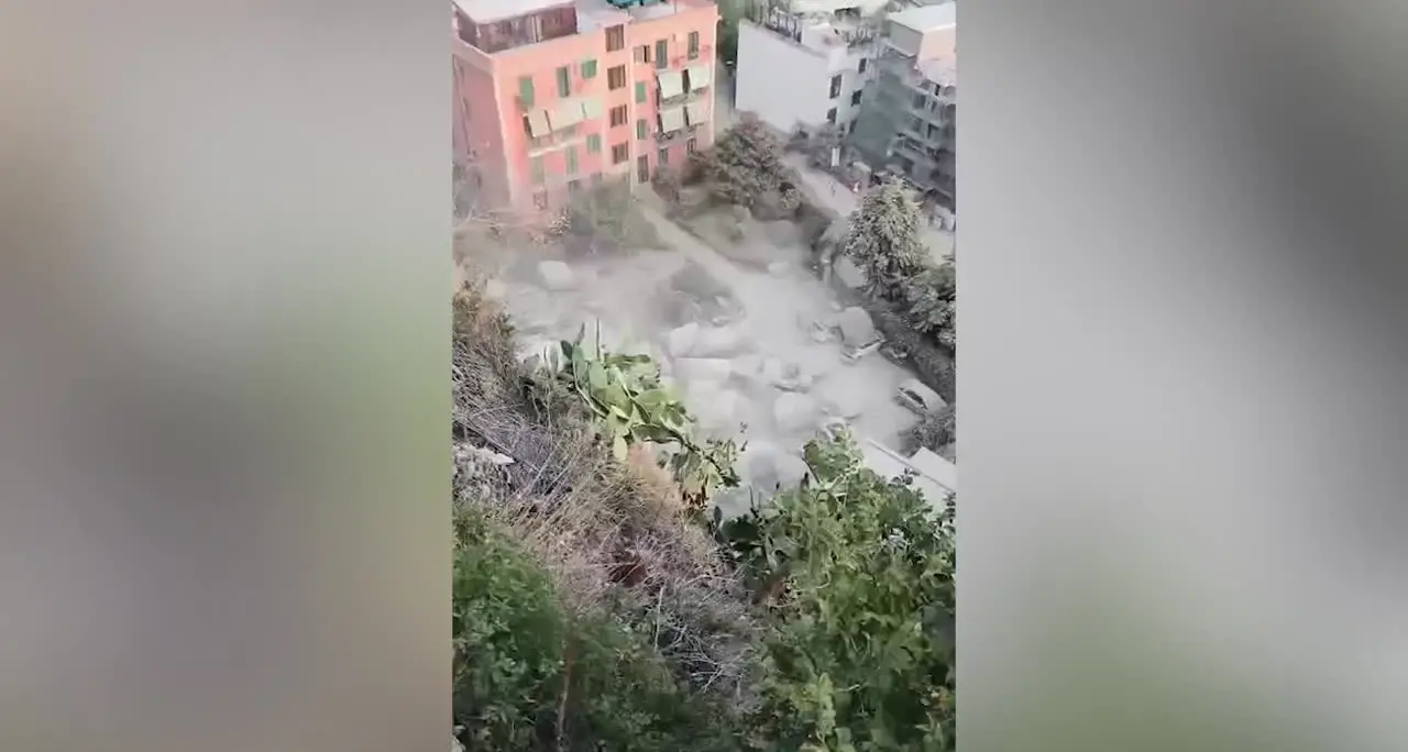 Terremoto a Napoli, la scossa ai Campi Flegrei di magnitudo 4.7
