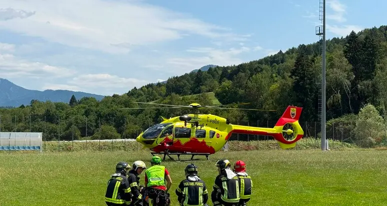 Carbonare, si schianta contro un muretto: grave motociclista ventenne