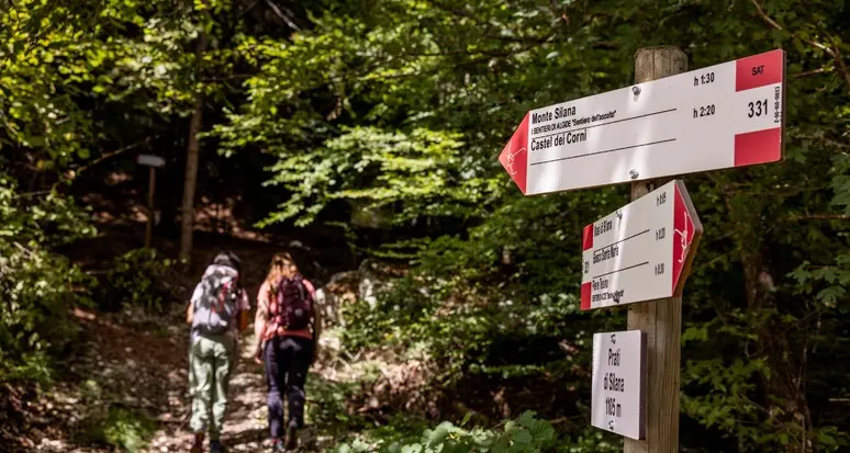 Attacco alla Sat, Frizzi schiera gli alpini: «Parole gravissime, facciamo fronte comune»
