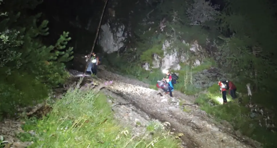 Paura sul Dosso Scrinzi: sei escursionisti riportati a valle nella notte