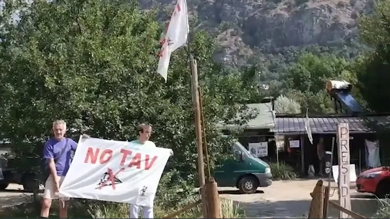Val di Susa, un militante no Tav: \"Amo questo territorio e non voglio sia devastato\"