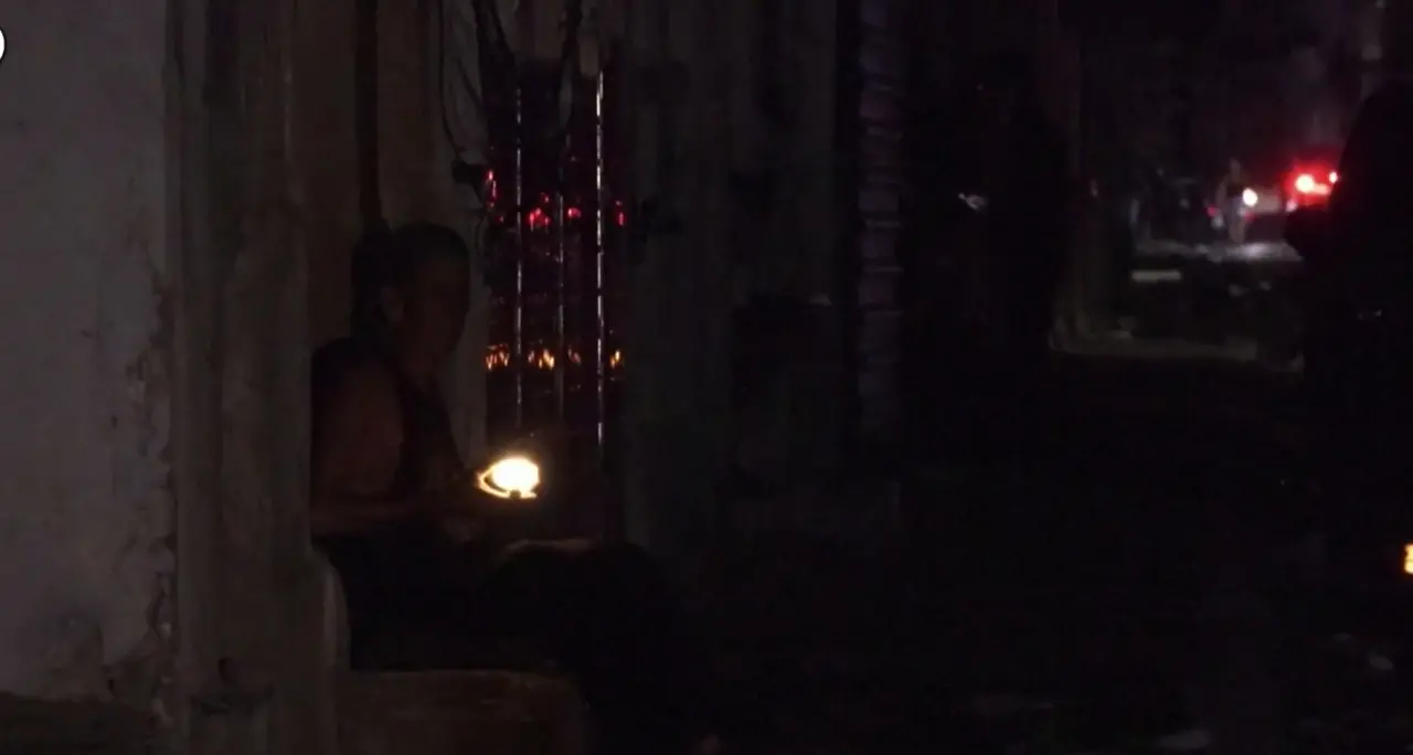 Cuba, metà del Paese colpito dall'ennesimo blackout