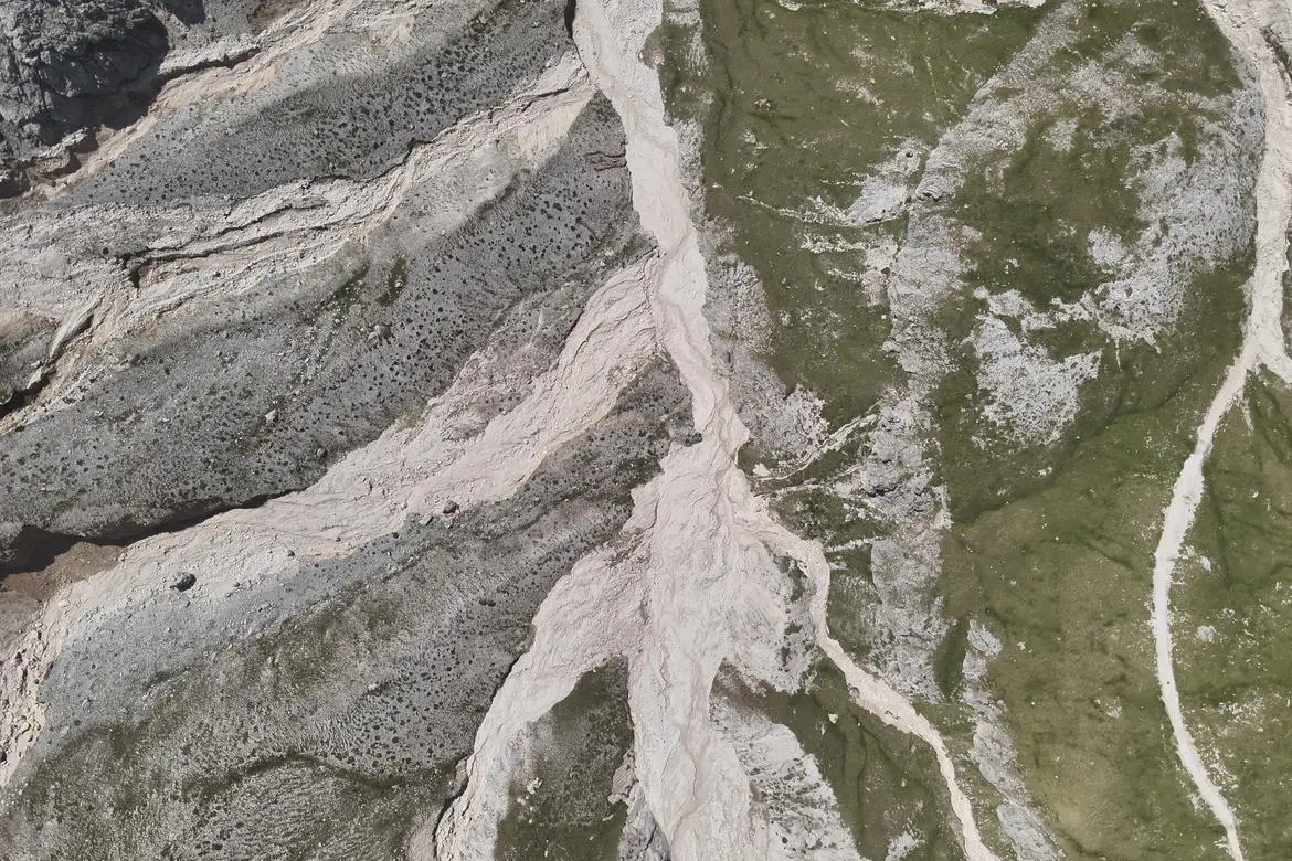 il piano per riportare acqua, energia e servizi ai rifugi