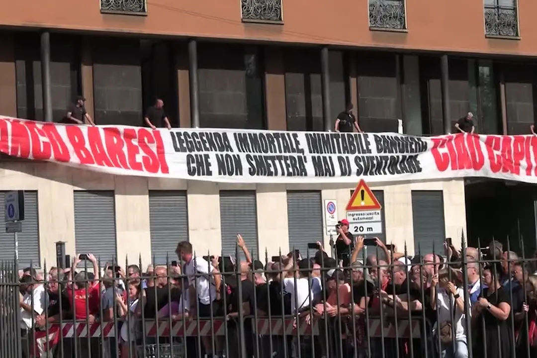 Funerali Baresi, il ricordo di ex compagni e istituzioni: \"Era un padre, un'icona del calcio\"