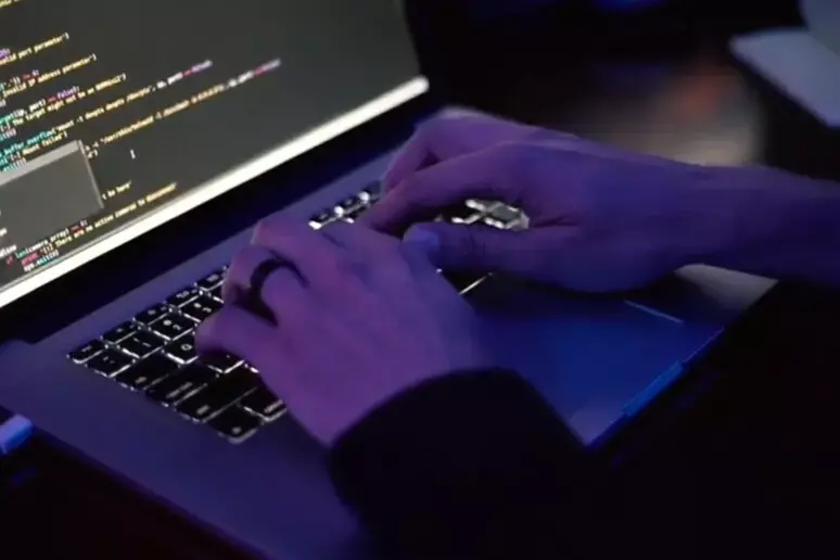 Furti d'identità, oltre 38 mila frodi nel 2025: danni per 165 milioni
