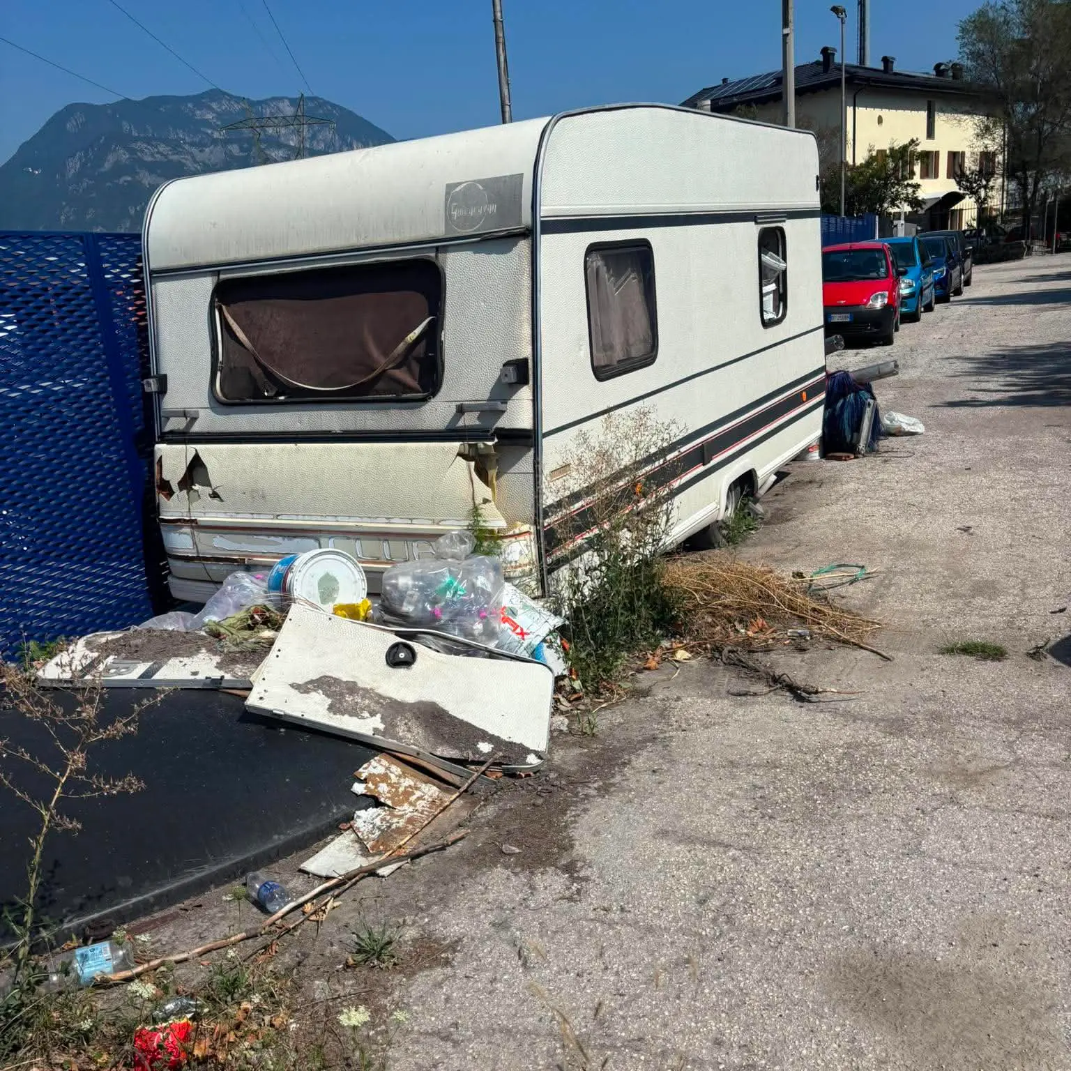 Degrado a Spini di Gardolo, la denuncia: «Serve un intervento immediato»