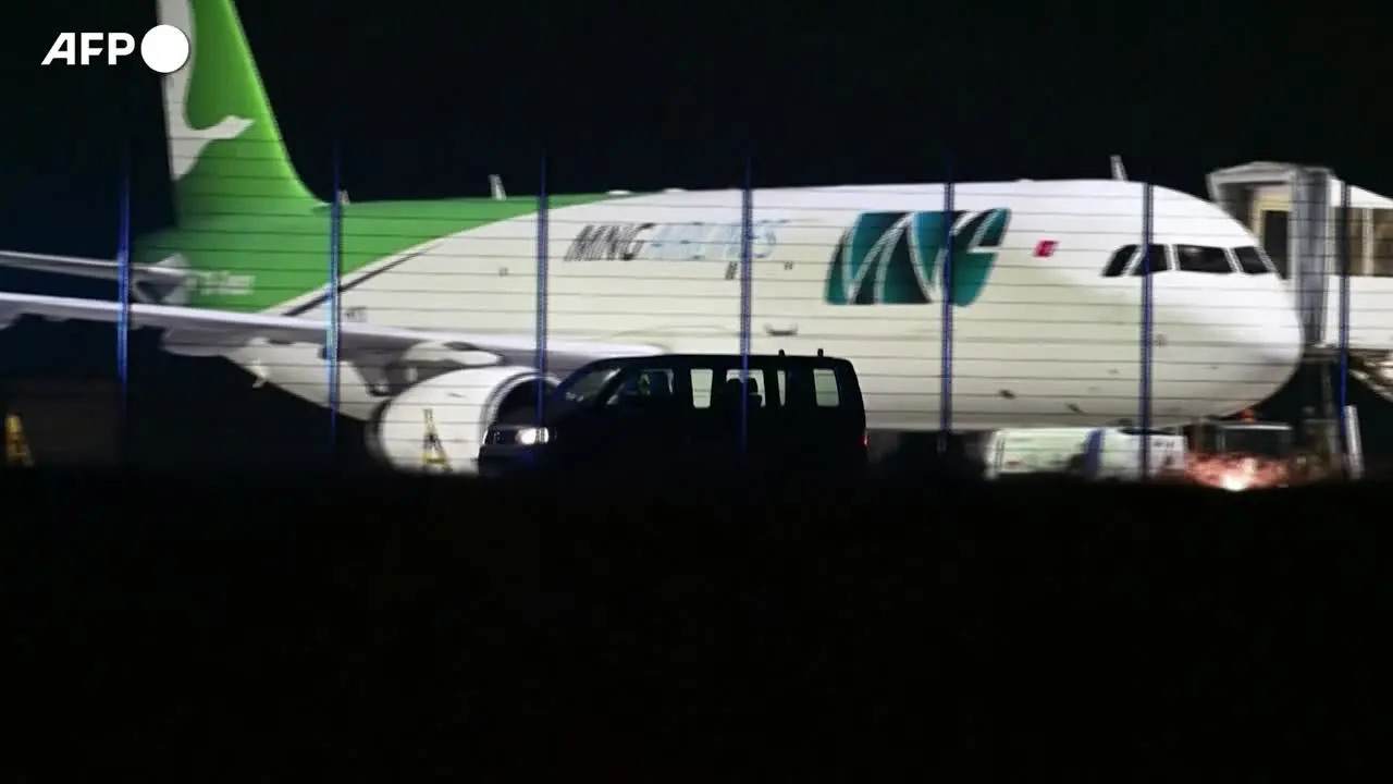 Drone con esplosivo trovato all'aeroporto di Lipsia vicino ad aereo ucraino