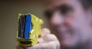Taser alla Polizia Locale, l'Alto Garda dice sì alla sperimentazione