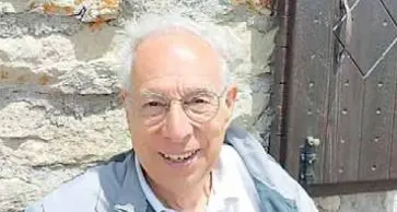 Don Chiasera: «Niente preti, i funerali li faranno i laici»