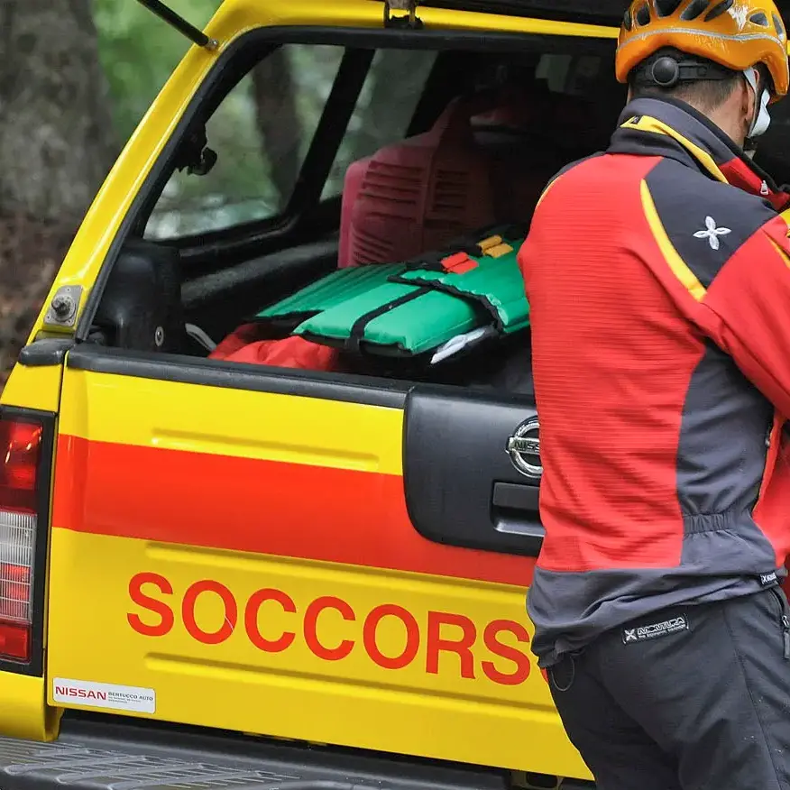 Paura sulla Presanella, quattro alpinisti scivolano per 150 metri